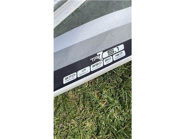 Neil Pryde Neil Pryde And Maui Sails - 7 metre