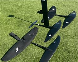 F-One High Modulus Mast Etc 85 cm foiling foils complete