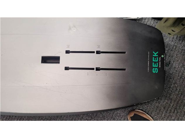 North Seek - 4.8 cm, 68 Litres