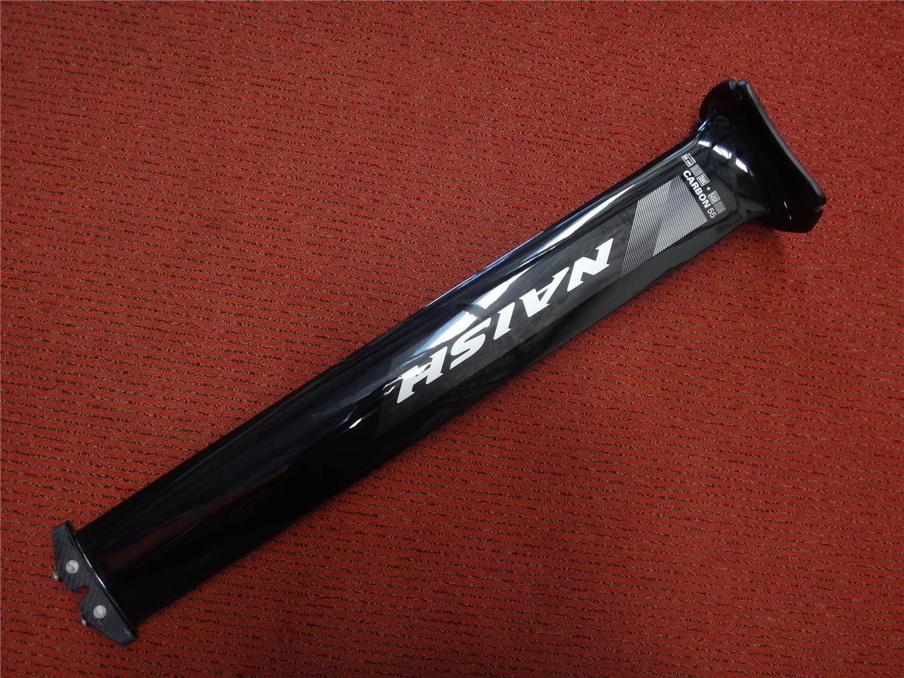 2024 Naish Carbon 55% 85Cm Mast - Image 1