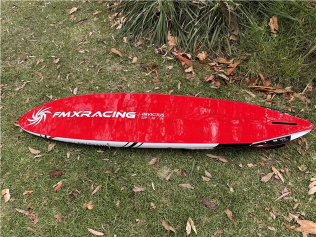 2024 FMX Invictus 74L Speed Board - 229 cm, 74 litres