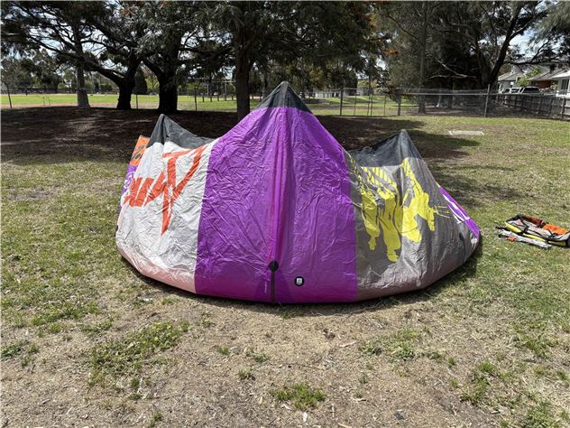 2012 North Vegas - 12 metre