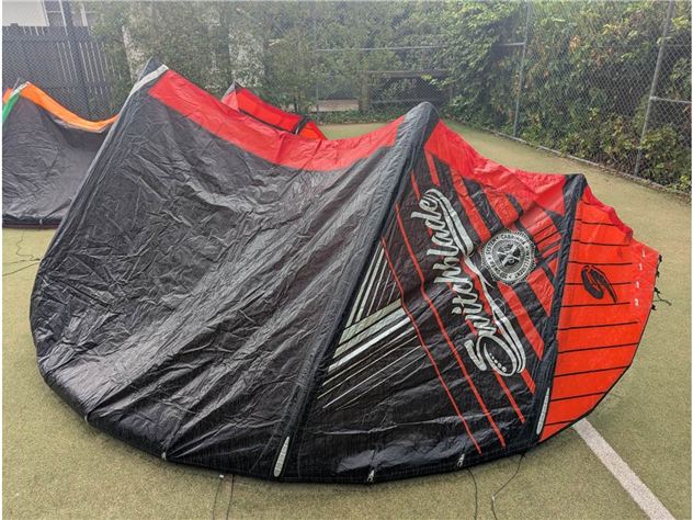 Cabrinha Switchblade