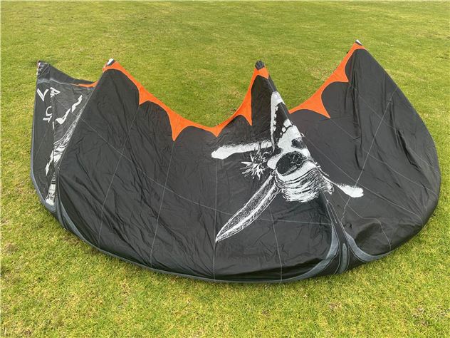 2022 Naish Pivot - 7 metre