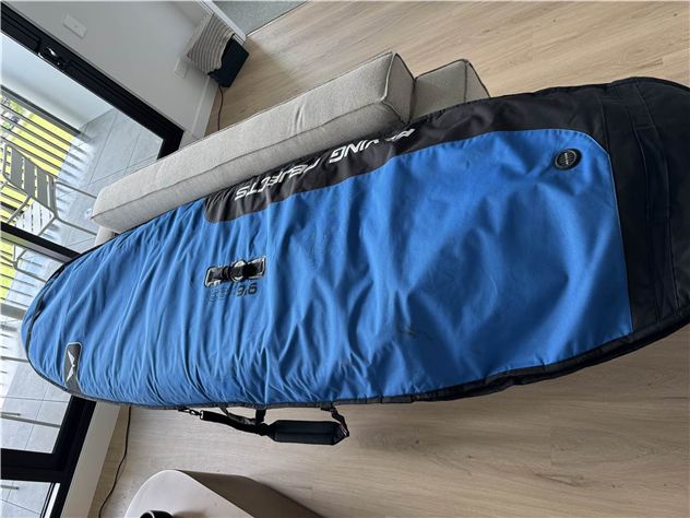 2018 Starboard Whopper - 9' 5", 33 inches