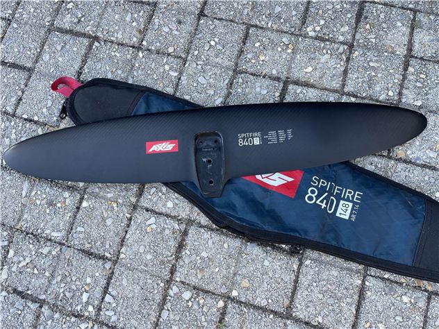 Axis Spitfire 840 - 840 cm