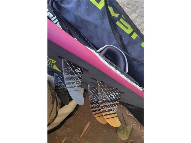 2018 JP Australia Young Gun Rtq 59L, Naish Wave 70L - 207 cm, 59 litres