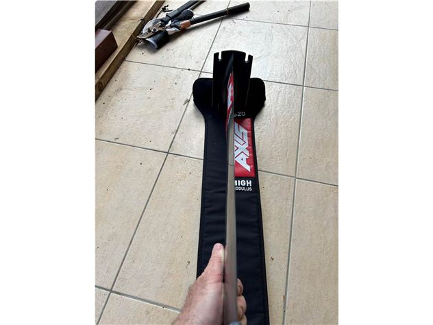2025 Axis Pro Ultra High Modulus Carbon Mast - 80 cm
