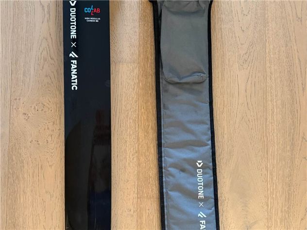 2024 Duotone Dlab Mast - 82 cm