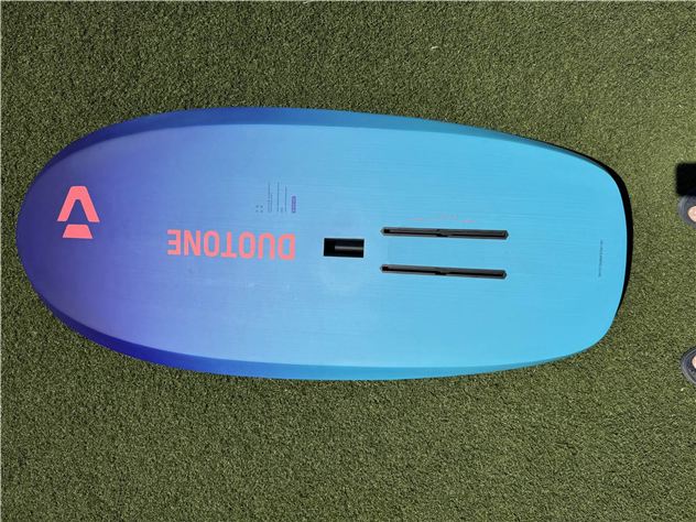 2024 Duotone Sky Free - 5' 7", 115 Litres