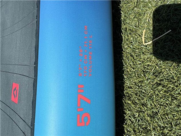 2024 Duotone Sky Free - 5' 7", 115 Litres