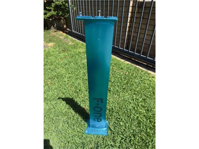 F-One F-One Pack Alu Mast Titan - 75 cm