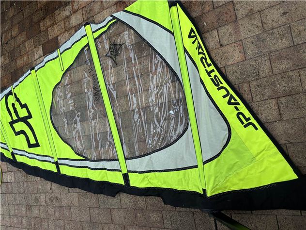 Neil Pryde Sail Madt And 2  Booms