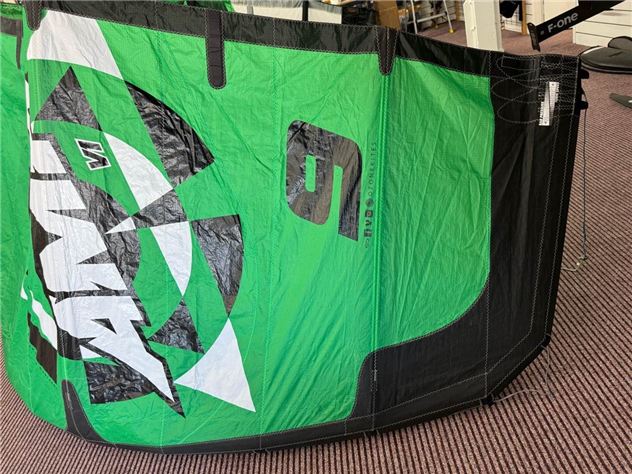 2019 Ozone Amp V1 - 9 metre