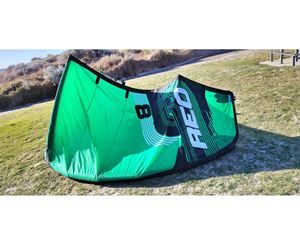 2019 Ozone Reo V5 - 8 metre