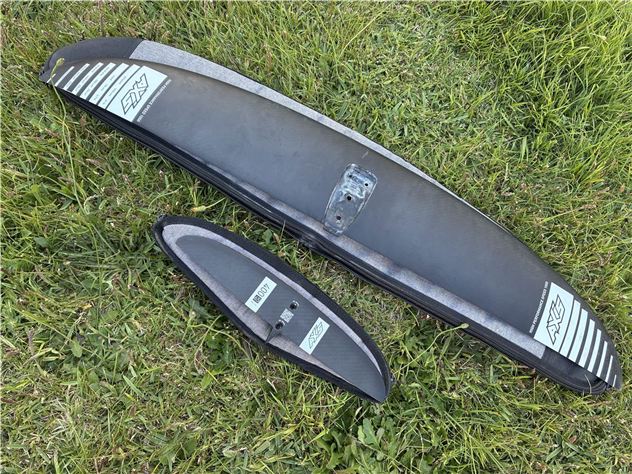 2023 Axis Front Hps 1050 - 1050 cm