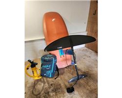 F-One Complete Rocket Wing/Phantom Carbon/Stri 5' 10" foiling foils complete