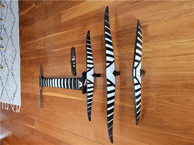 Armstrong Wings Mast And Fuse