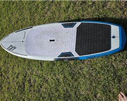 Naish Naish Hover Downwind 125 7' 4" foiling all foiling