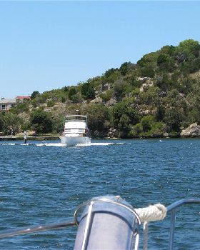Cruising the Swan River in December