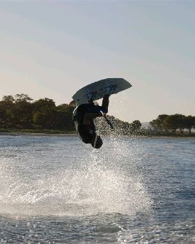 "NEV" Checking his bindings