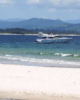 sunseeker cape byron.....