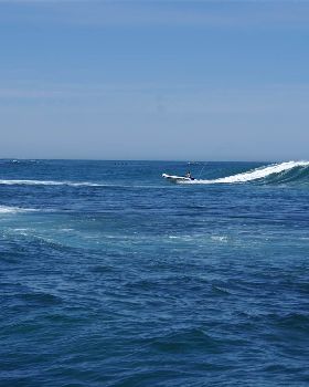 Little island hillaries
