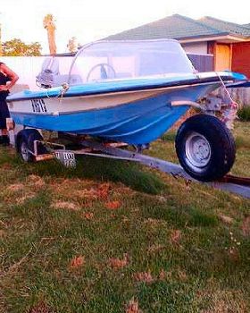 who built rthis boat