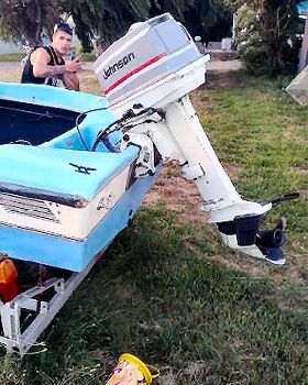 who built rthis boat