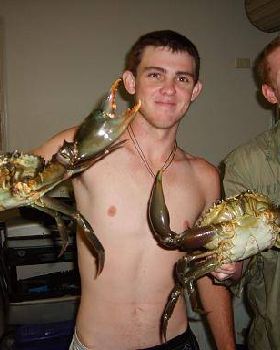 fishnbundy.com