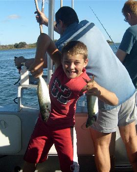 a couple of nice estuary 40 cm choppers.
