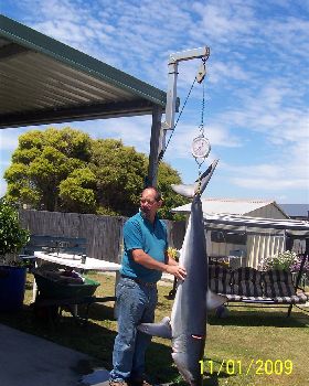 65 kg mako  Benny NW TAS