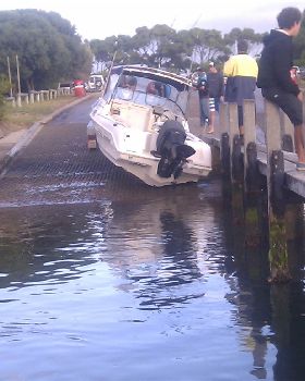 never diconnect your boat before the water!