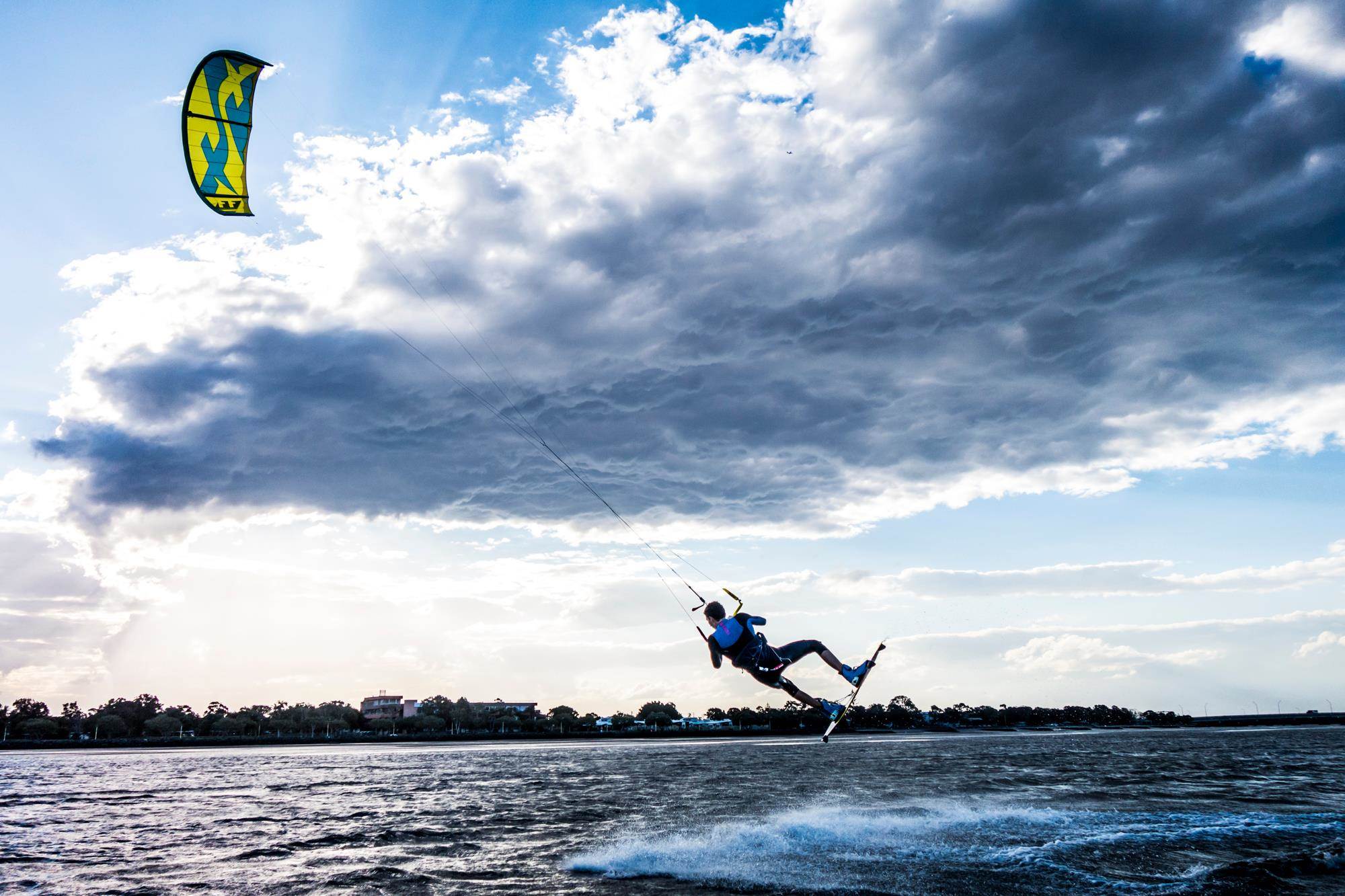 When Joris Miedema from Netherland comes the other side of the world for a kite session in Brisbane.
