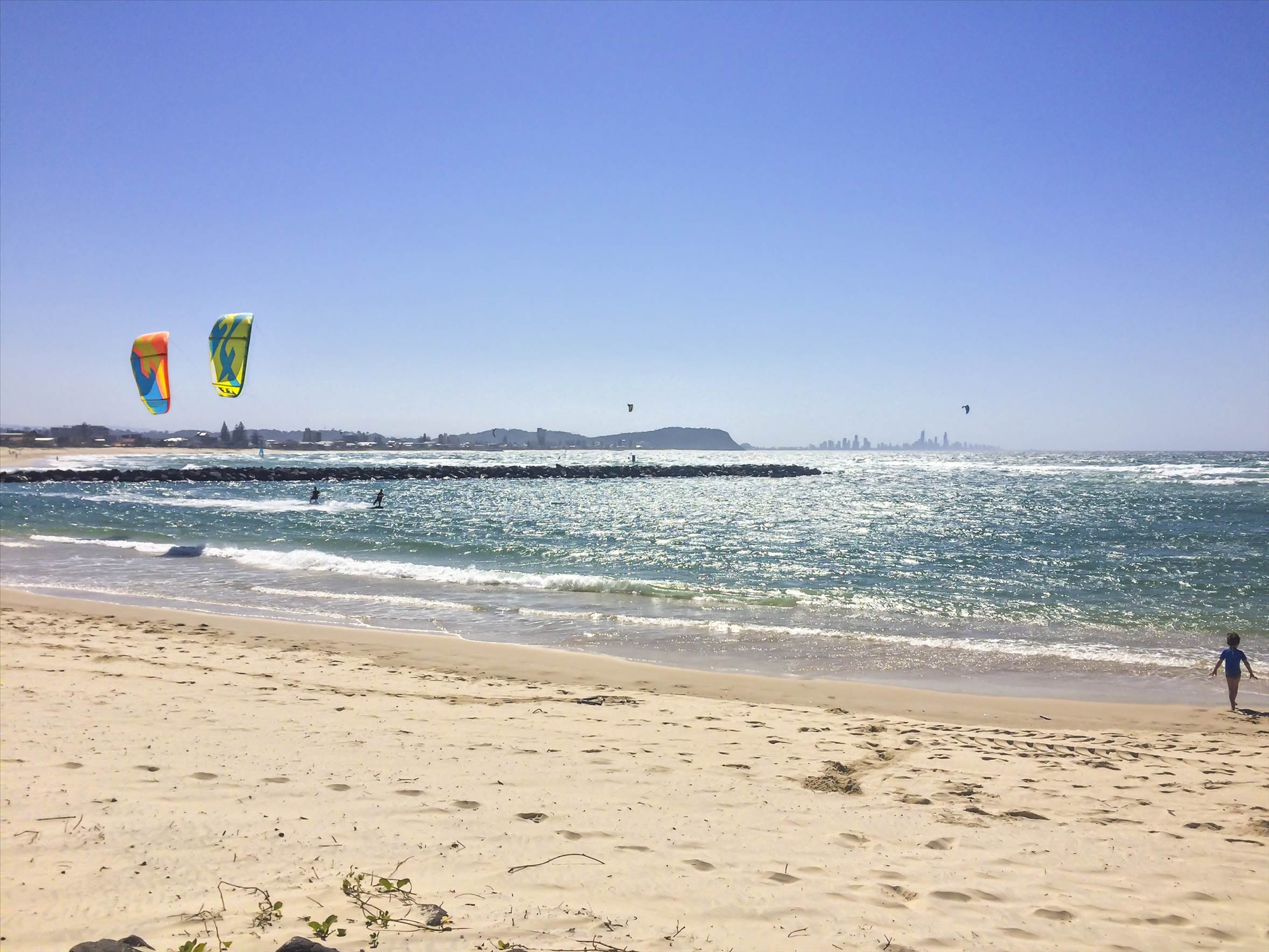 Today in Currumbin QLD was such a great day! Wind was solid :) OMG we love kiteboarding so much!