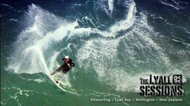 Kitesurfing at Lyall Bay in New Zealand