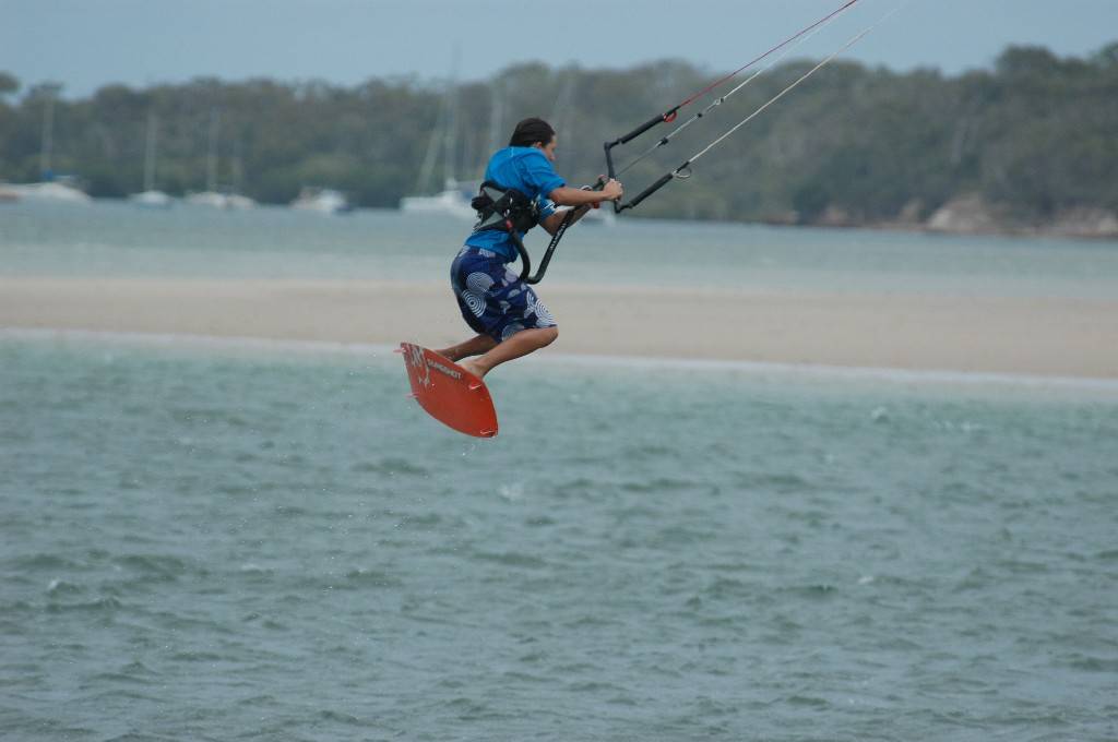 Girls in action at the 2008 Freestyle Nats at Elliott Heads