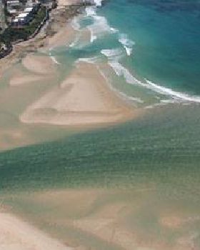 The fast moving deadly (literally) current ripping out to sea at Caloundra