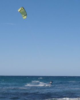 Kitesurfing