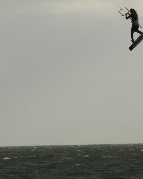 Kitesurfing