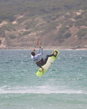 TARIFA STRAPLESS KITESURFING PRO 2016