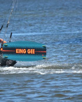 Kitesurfing