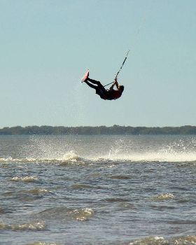 Kitesurfing
