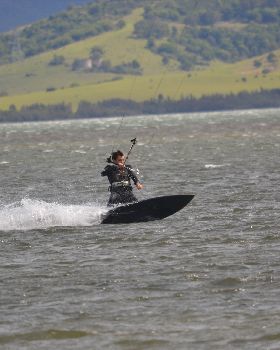 Kitesurfing