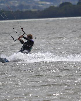 Kitesurfing