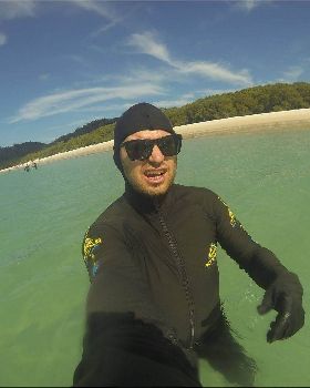 Kitesurfing