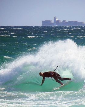 Kitesurfing