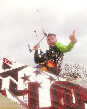 Lost kiteboard
