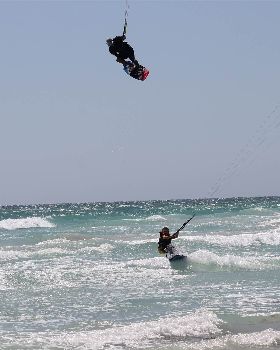 Kitesurfing