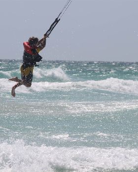 Kitesurfing